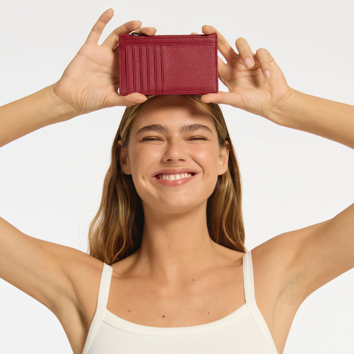 Avoiding Things Wallet - Rouge - Image 2