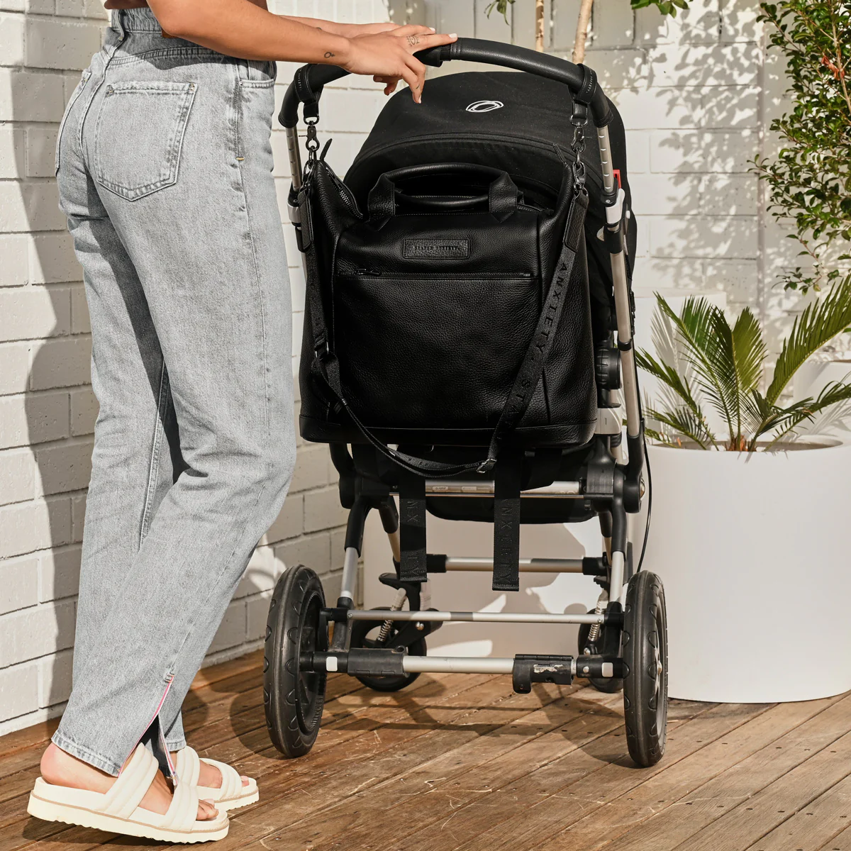 Comes In Waves Bag - Black - Image 11