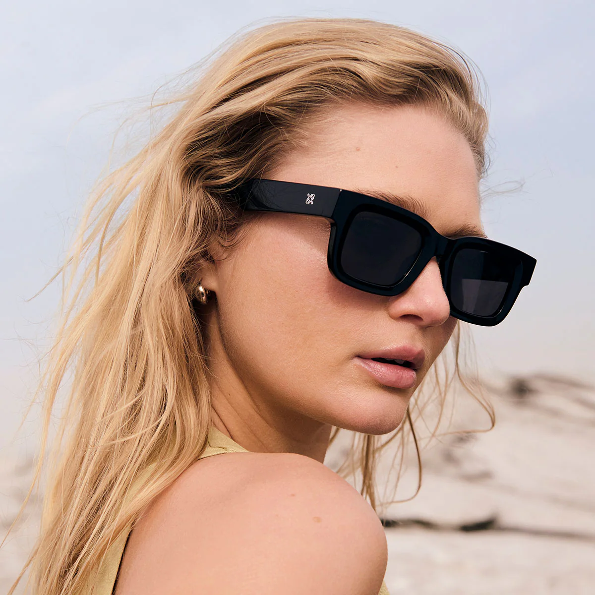 Disorient Sunglasses - Black - Image 10