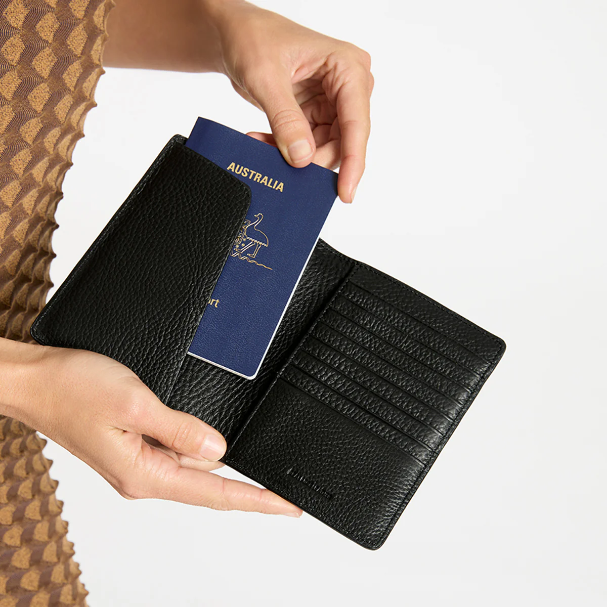 In Transit Passport Wallet - Black - Image 2