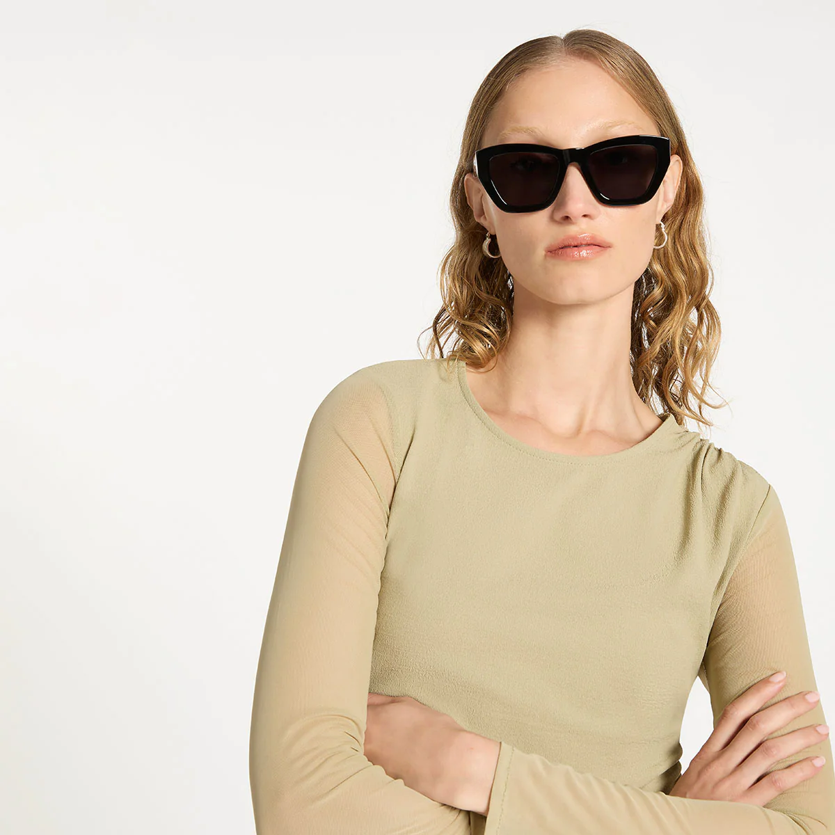 Mirage Sunglasses - Black - Image 10