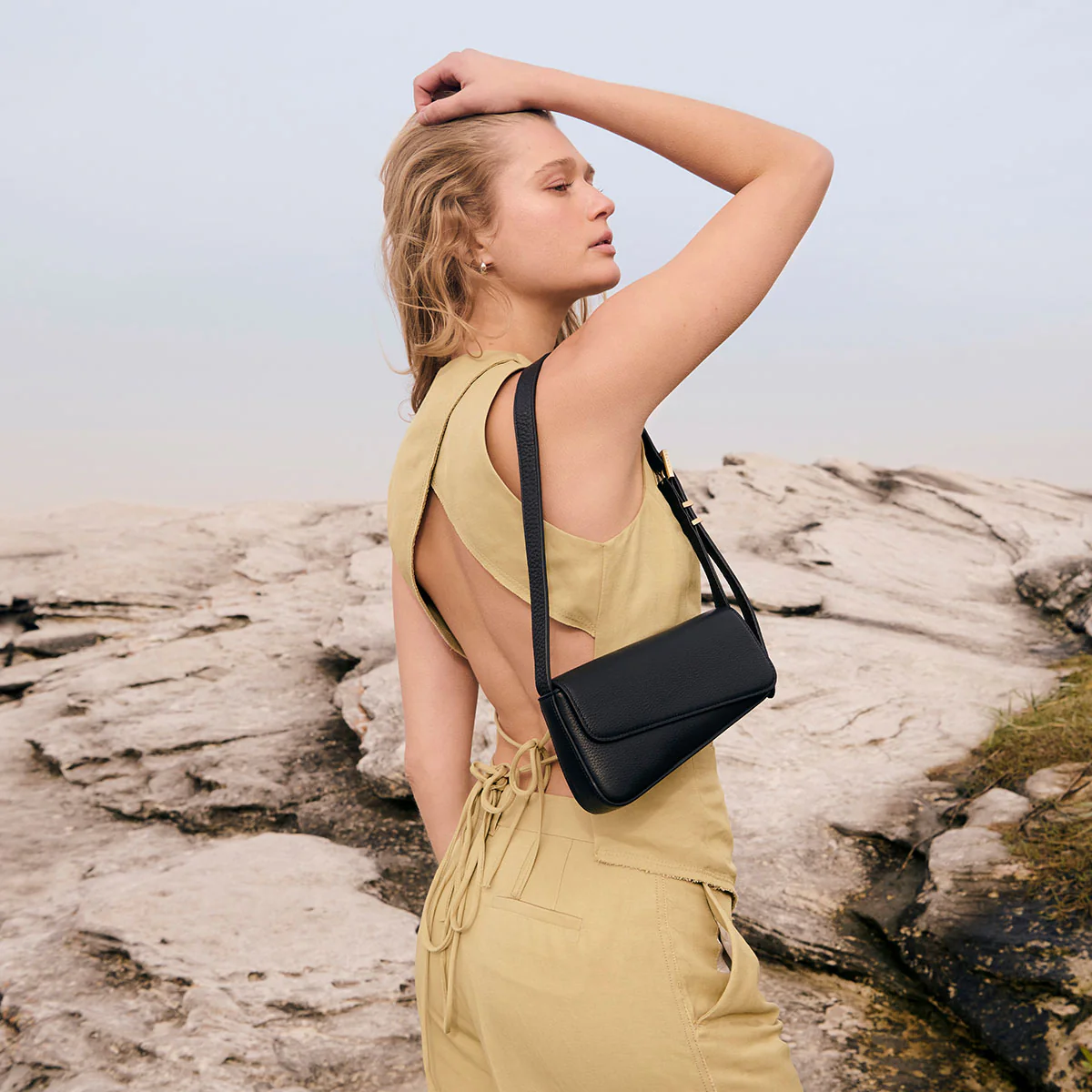 Overnight Obsession Bag - Black/Brushed Gold - Image 11