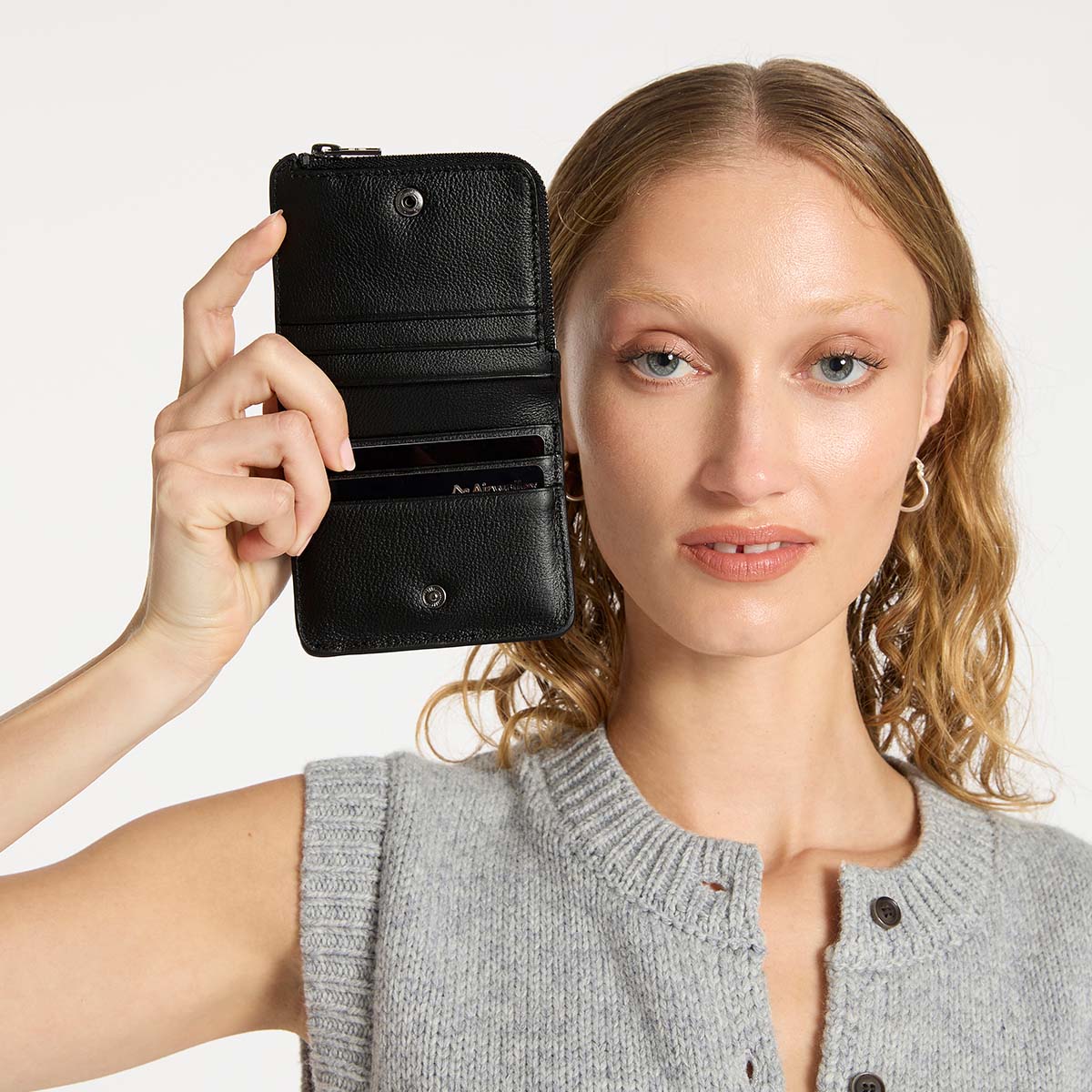 Sense Of Wonder Wallet - Black - Image 9