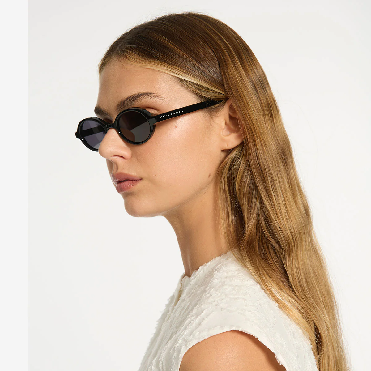 Wonder Sunglasses - Black - Image 10
